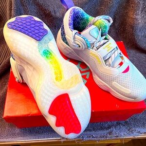 Adidas size 7y. Women’s 8.5. Determination over Negativity.